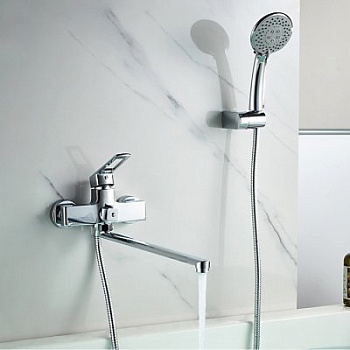 Смеситель L2267 для ванны с длинным изливом дивертор в корпусе латунь LEDEME